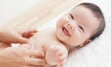 如何防止宝宝触碰皮肤